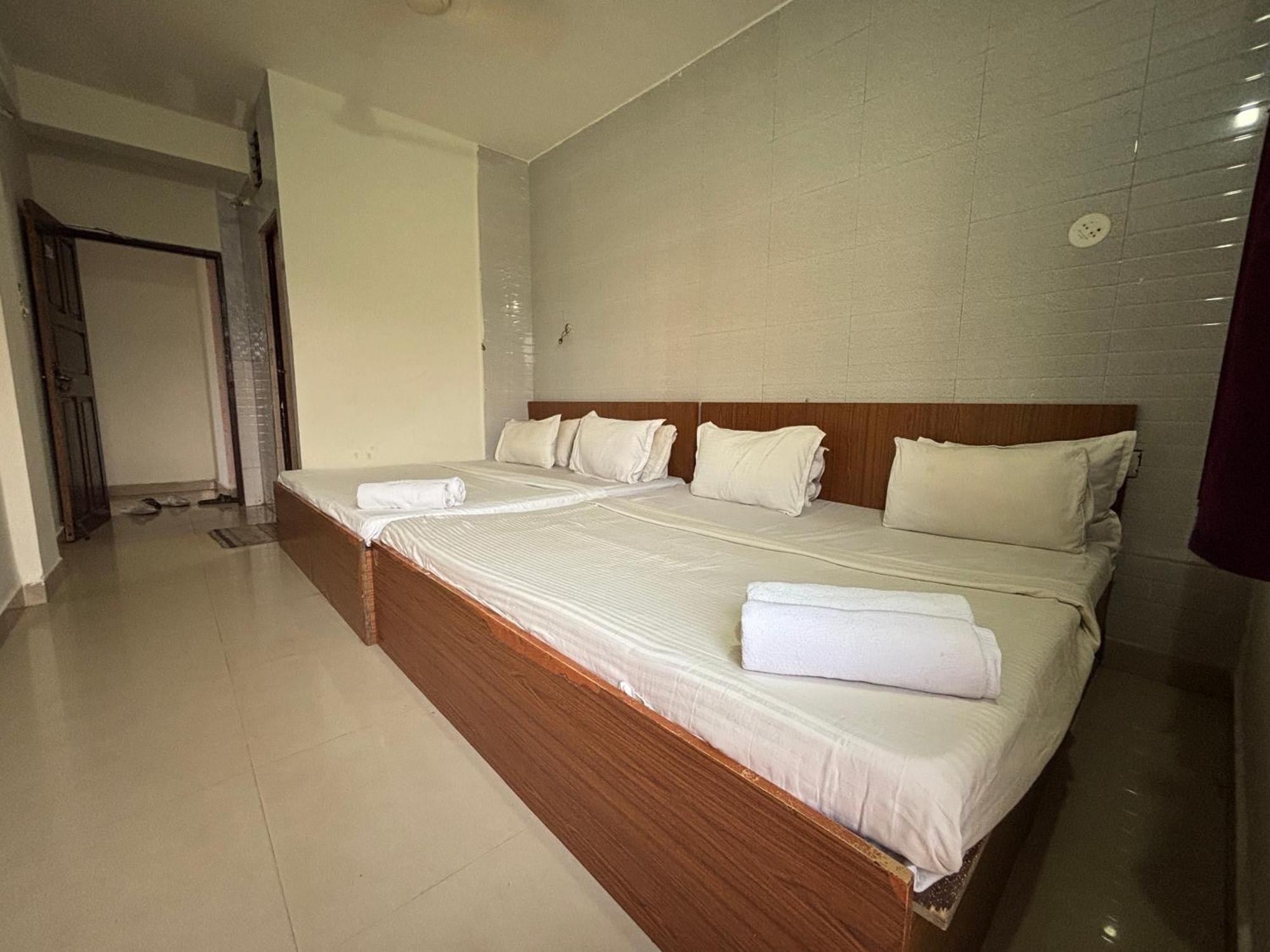 Mehar Rooms Baga Dış mekan fotoğraf
