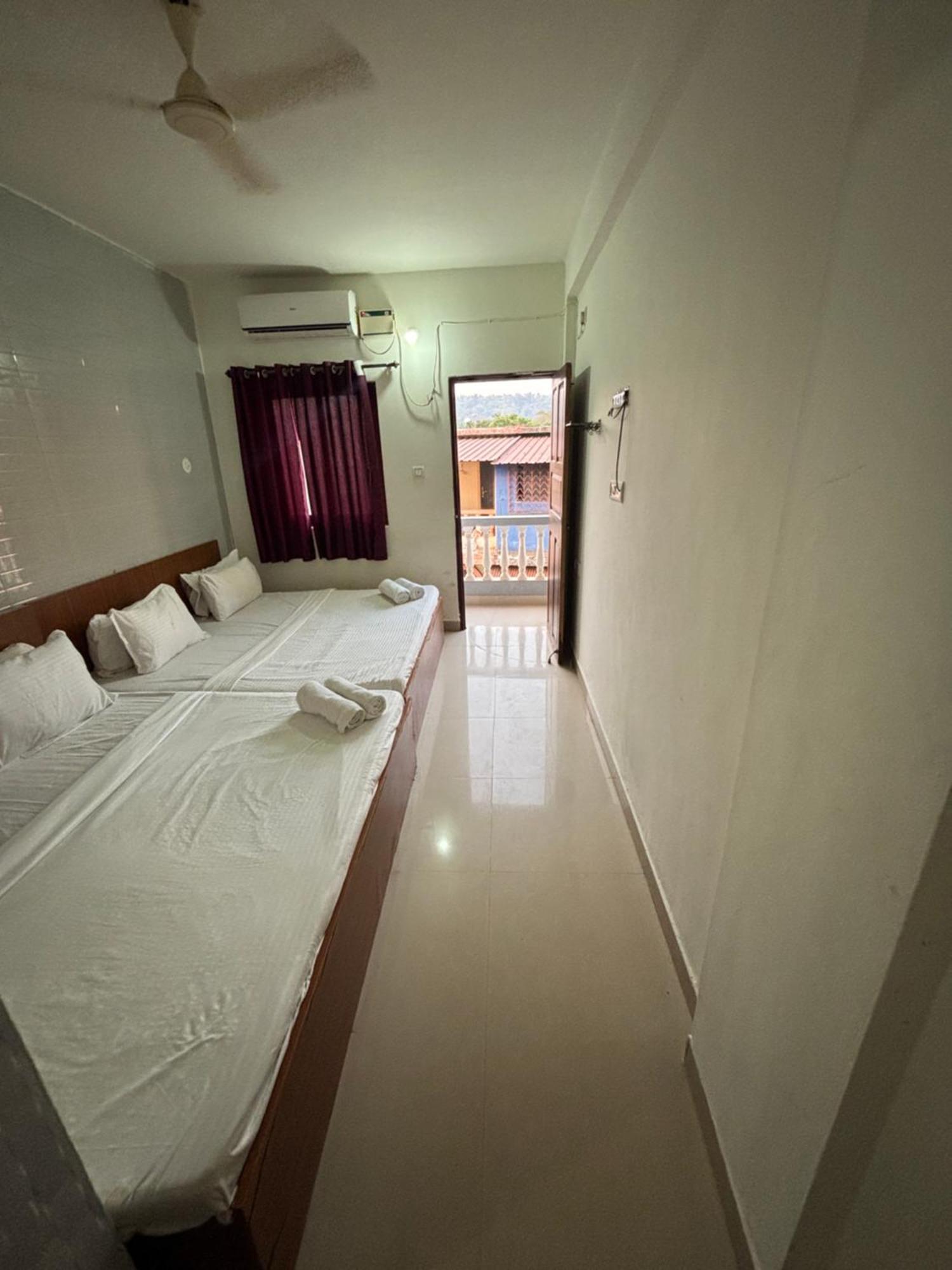 Mehar Rooms Baga Dış mekan fotoğraf