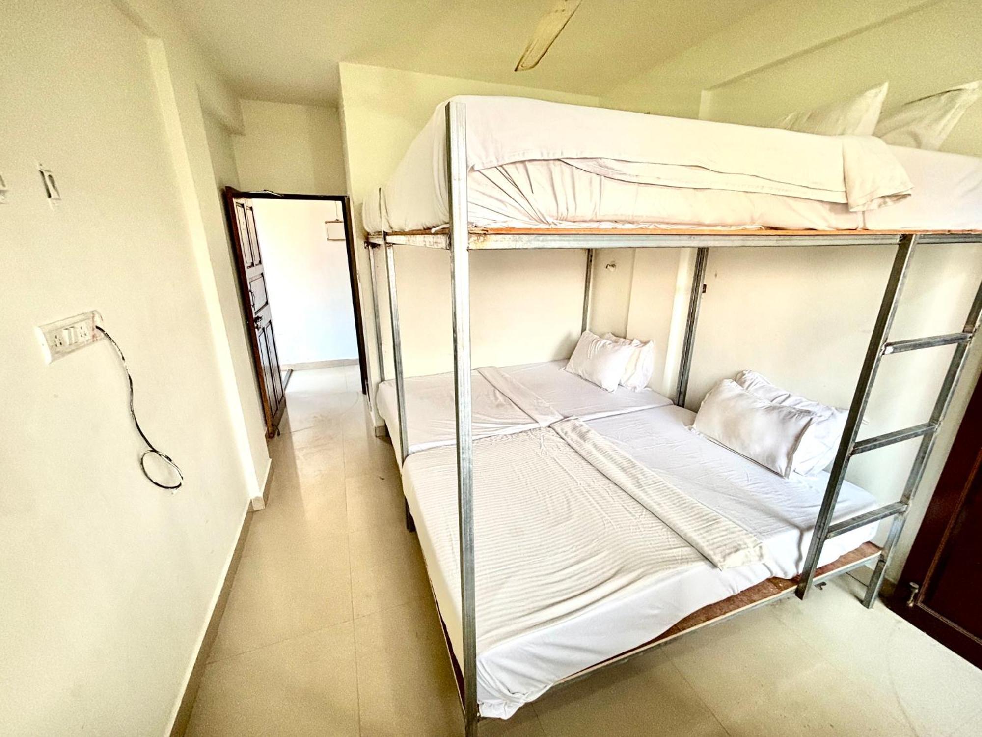 Mehar Rooms Baga Dış mekan fotoğraf